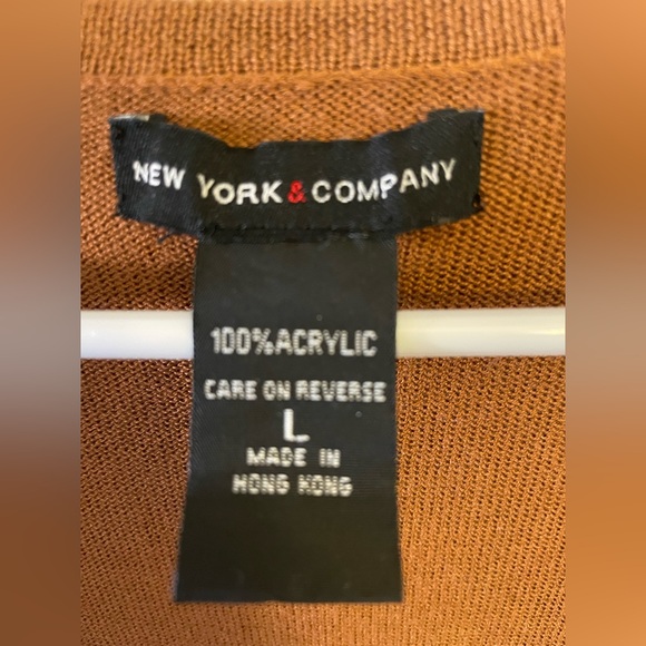 EUC New York And Co Wrap Stretch Sweater Vest Rust Brown Size Large - Picture 4 of 5